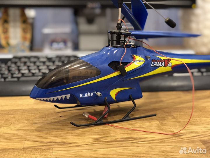 Радиоуправляемый вертолет Lama V4