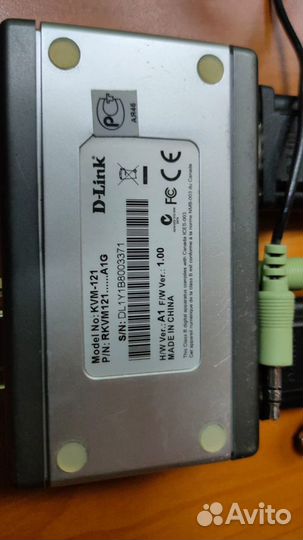KVM переключатель D-Link KVM-121