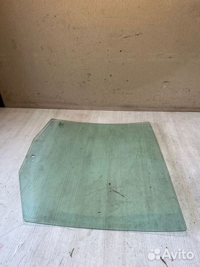 Стекло заднее правое Ford Fusion CBK fyjb