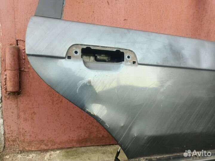 Дверь задняя правая BMW e36 универсал