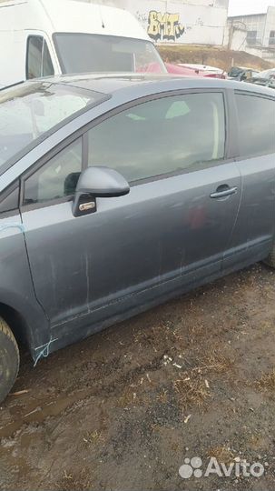 Дверь передняя левая Ситроен С4 купе светло-серая