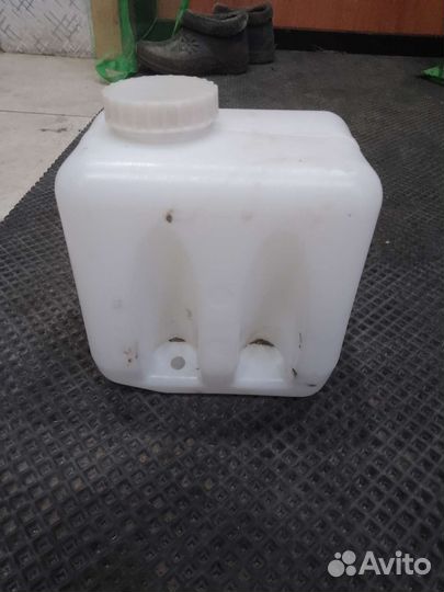 Бачок омывателя ваз