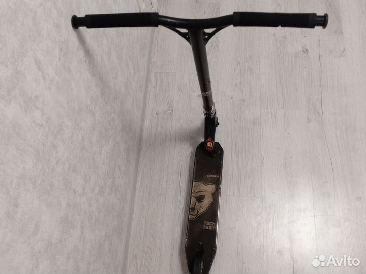 Трюковой самокат tech team