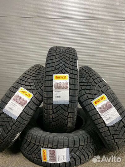 Pirelli Ice Zero FR 215/60 R16 99