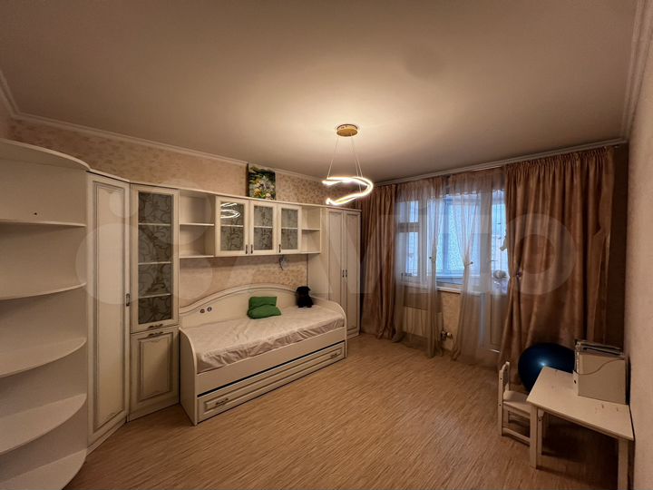 2-к. квартира, 60,1 м², 13/17 эт.