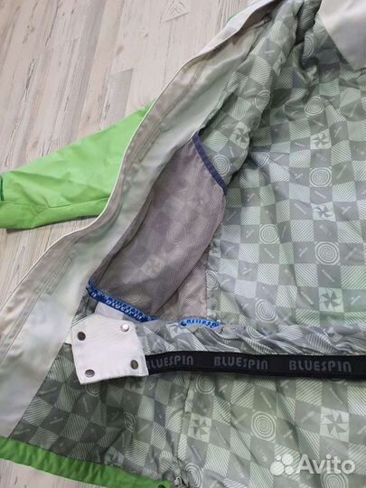 Сноубордическая куртка