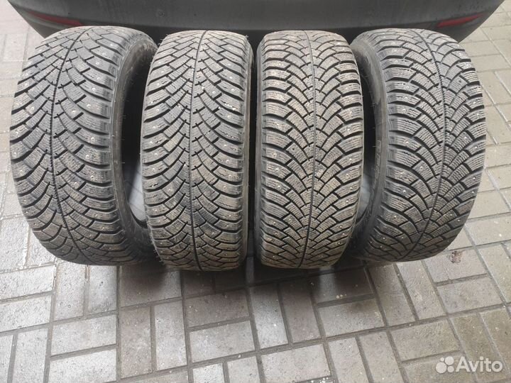 Bfgoodrich G-Force Stud 215/55 R16 97Q