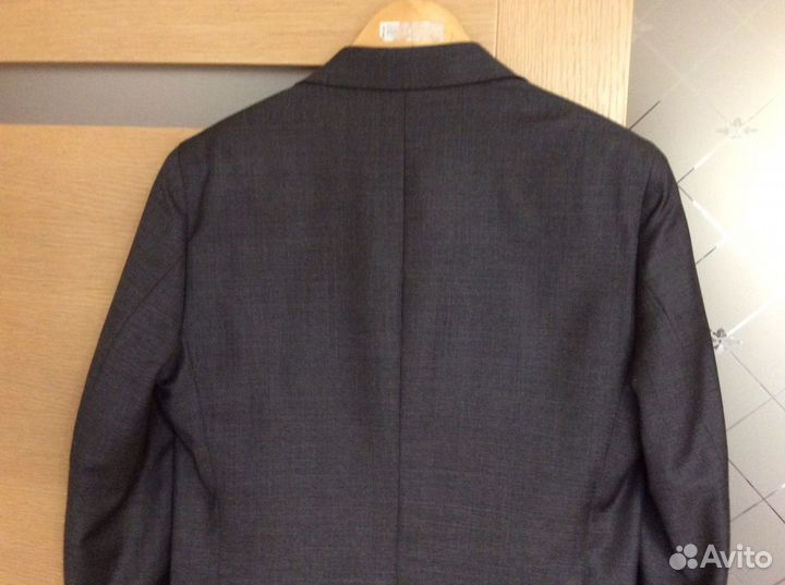 Пиджак Massimo Dutti новый 46размер