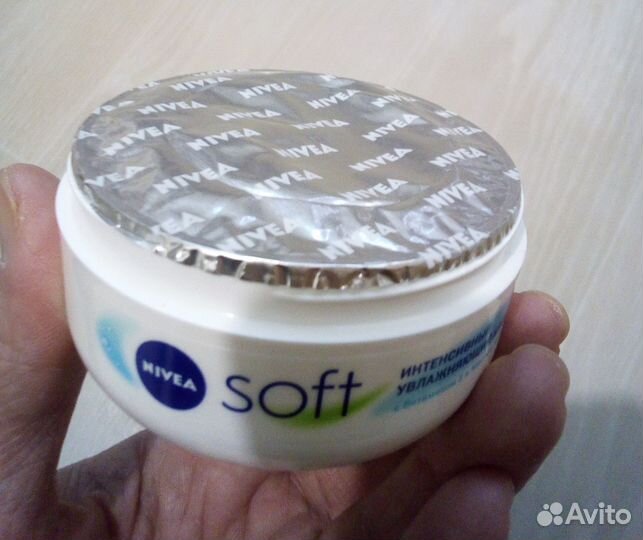 Nivea крем для тела Soft интенсивный увлажняющий