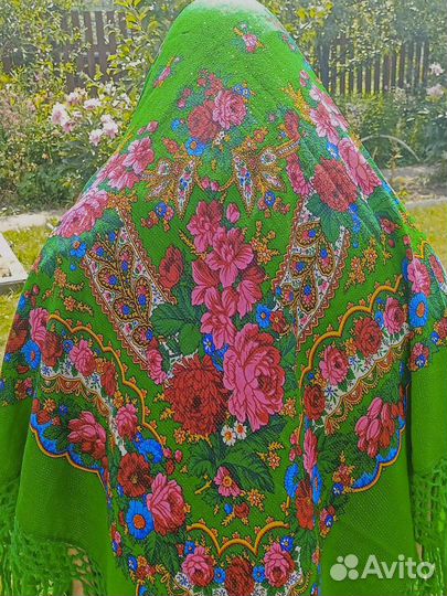 Платок шерстяной