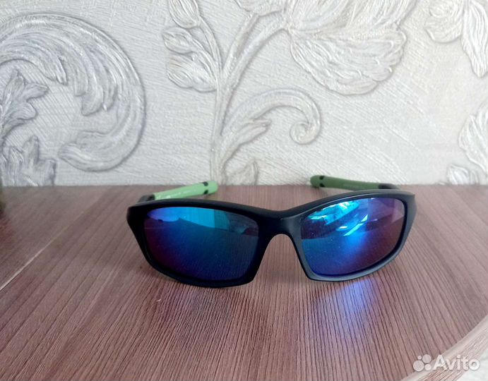 Очки солнцезащитные детские