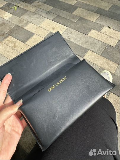 Солнцезащитные очки YSL Saint Laurent