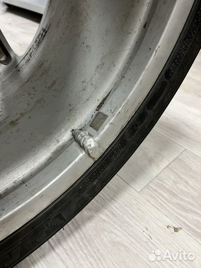 R21 Michelin Latitude X-Ice North 3+ 295/40, PCD 5x112 DIA 66.6