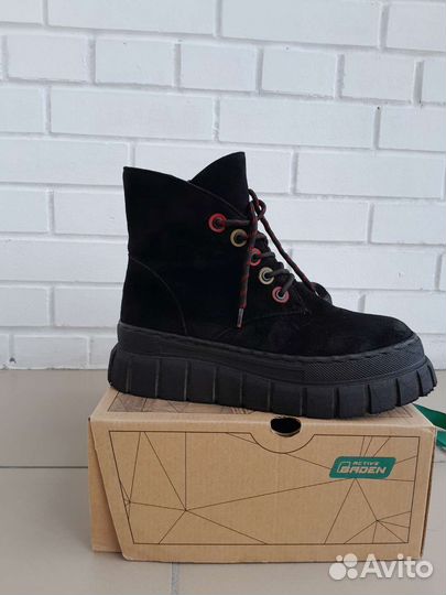 Ботинки демисезон на высокой подошве р38-38,5