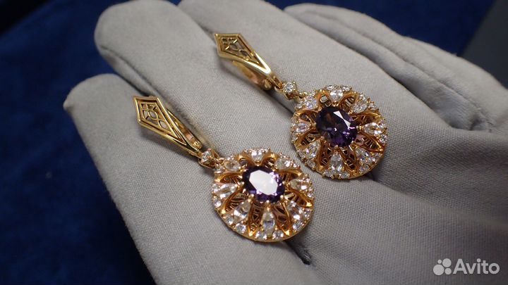 Золотые серьги со шпинелью Maxim Demidov