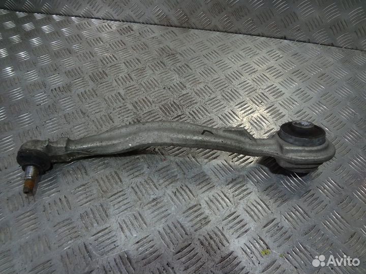 Рычаг передний верхний левый Мерседес 204