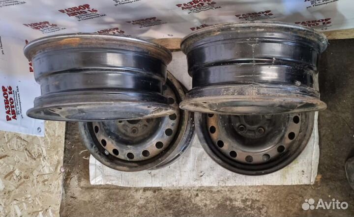 Штампованные диски R15 Volkswagen Passat B5