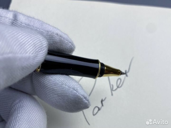 Ручка-роллер Parker Sonnet Lacquer Red