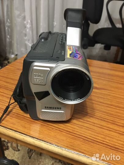 Видеокамера Samsung