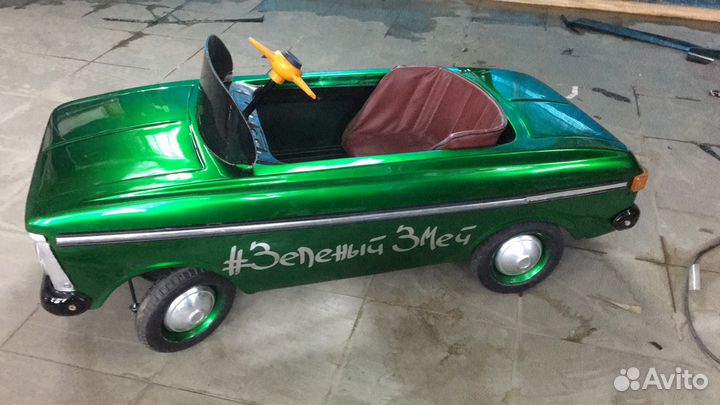 Педальный москвич. 1982 г зеленыйзмей