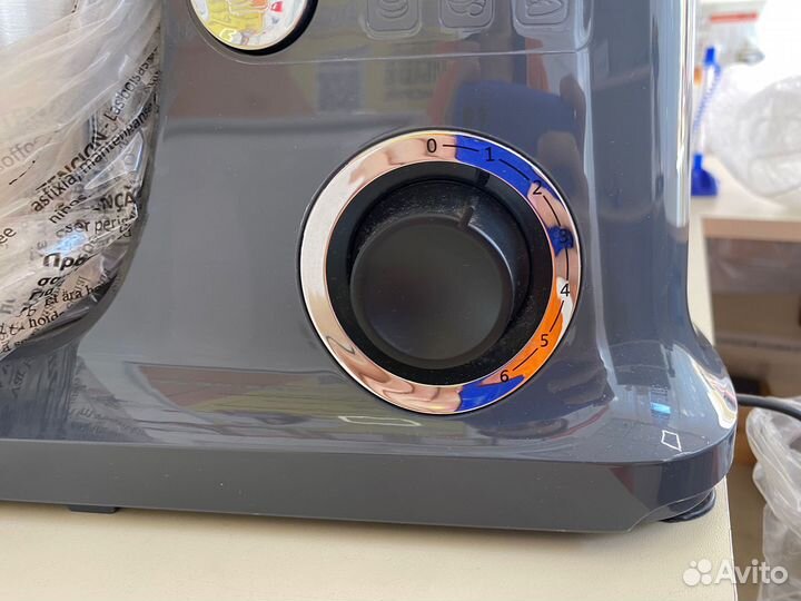 Миксер Confee CH-HM1810(схи)