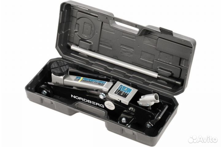 Подкатной домкрат для автолюбителя в кейсе (2 т)