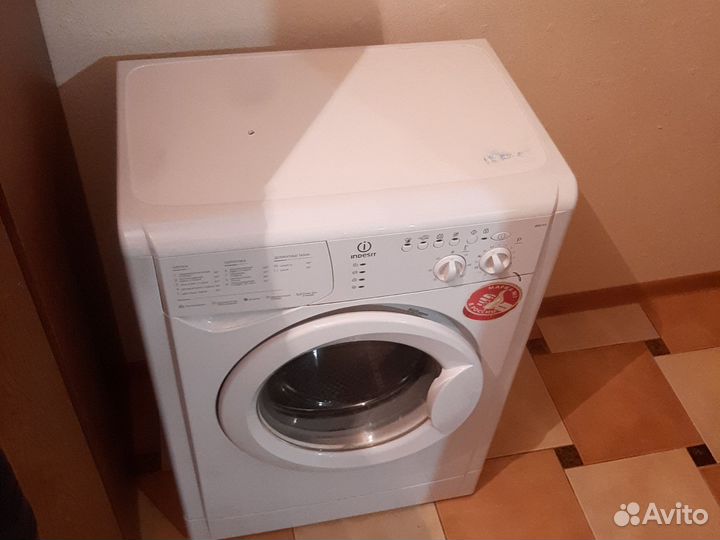 Стиральная машина indesit