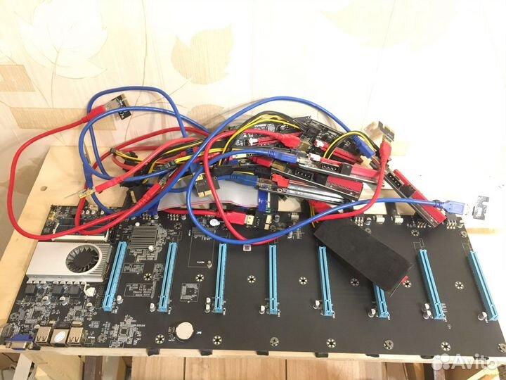 Материнка для видеокарт, райзера, каркас