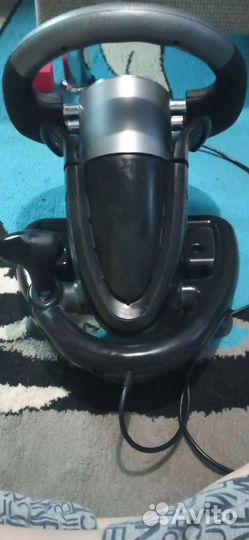 Игровой руль с педалями