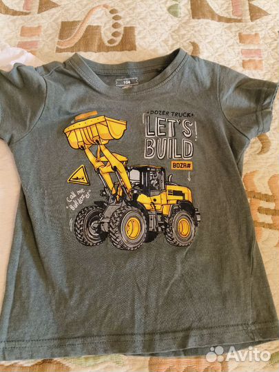 Набор футболок на 104