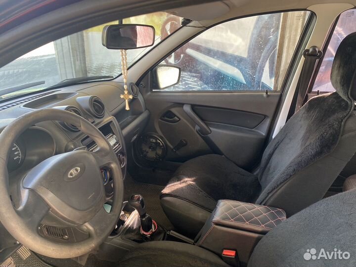 LADA Granta 1.6 МТ, 2015, 120 000 км