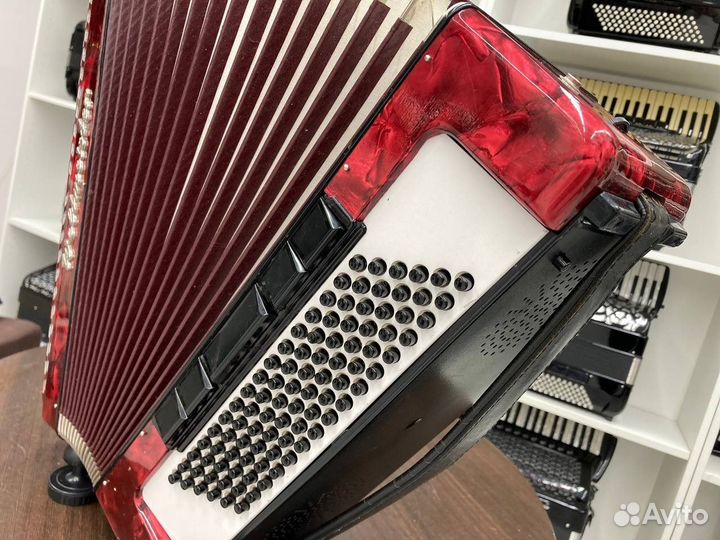 Аккордеон Weltmeister Caprice