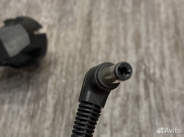 Блок питания для ноутбука