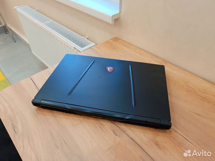 Msi 17.3/intel i7/32gb/RTX 2070 8gb