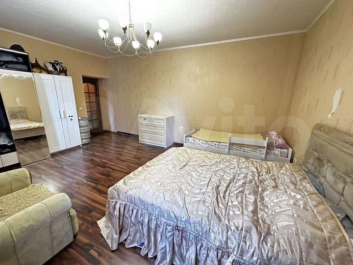 2-к. квартира, 89,4 м², 2/2 эт.