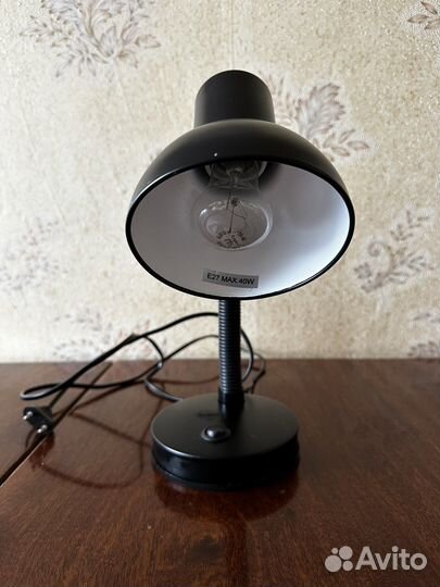 Лампа настольная