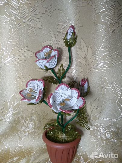 Эустома из бисера