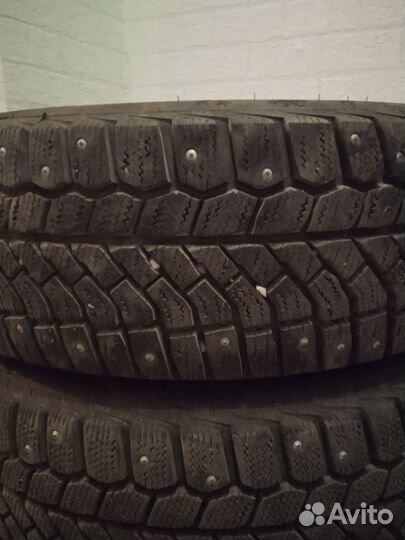 Viatti Brina Nordico V-522 205/55 R16 и 205/55 R16