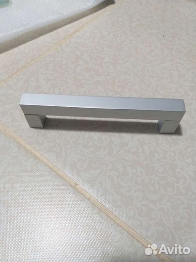 Ручки мебельные