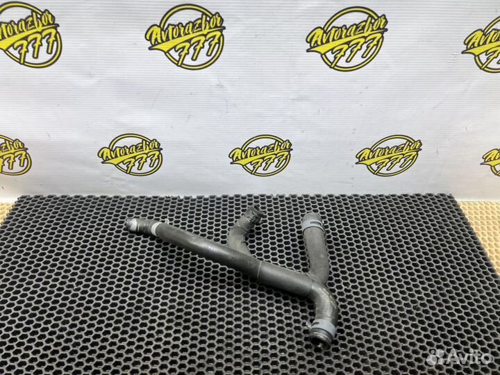 Патрубок системы охлаждения Audi A4 B8 A5 8T