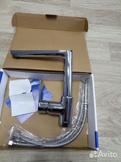 Смеситель для кухни новый