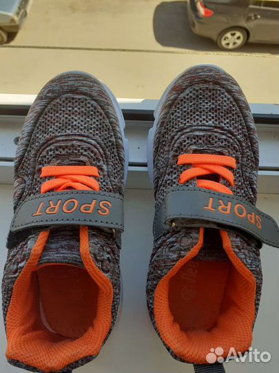 Кроссовки детские для девочек