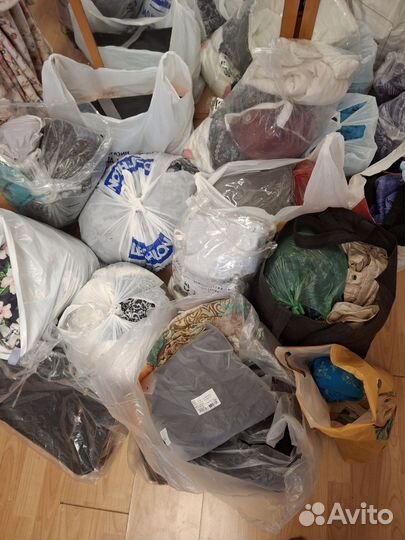 Пакетом женская одежда в отл.сост