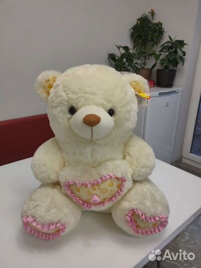 Плюшевый медведь