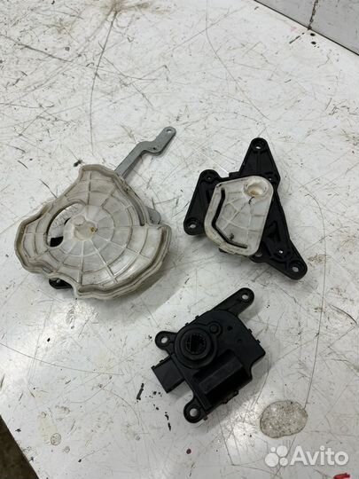 Сервопривод Hyundai Elantra HD