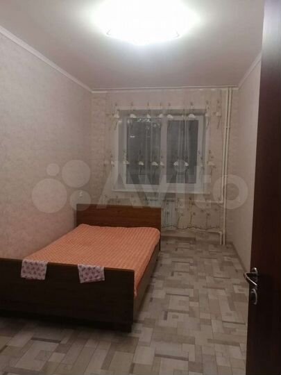 2-к. квартира, 64 м², 1/3 эт.