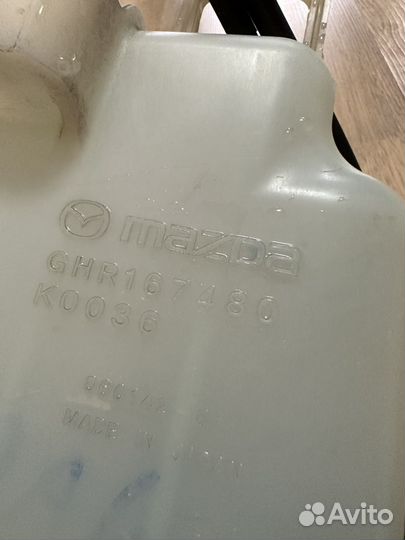 Бачок омывателя Mazda 6,3 GHR167480,оригинал б/у