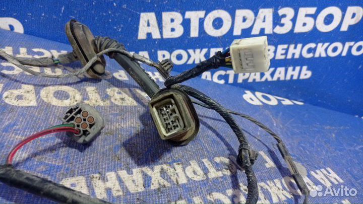 Проводка двери Mitsubishi Lancer 9 седан 4G18 2003