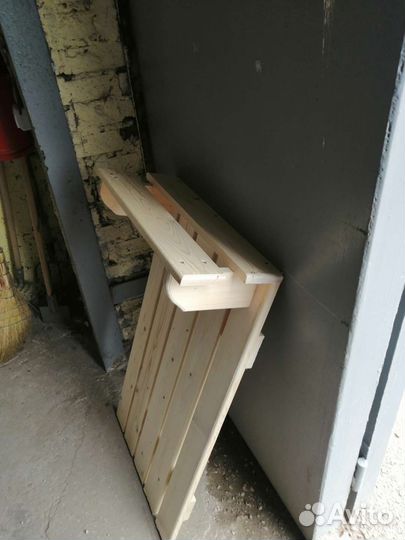 Вешалка в прихожую