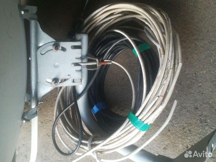 Антенна спутниковая 0.6м триколор